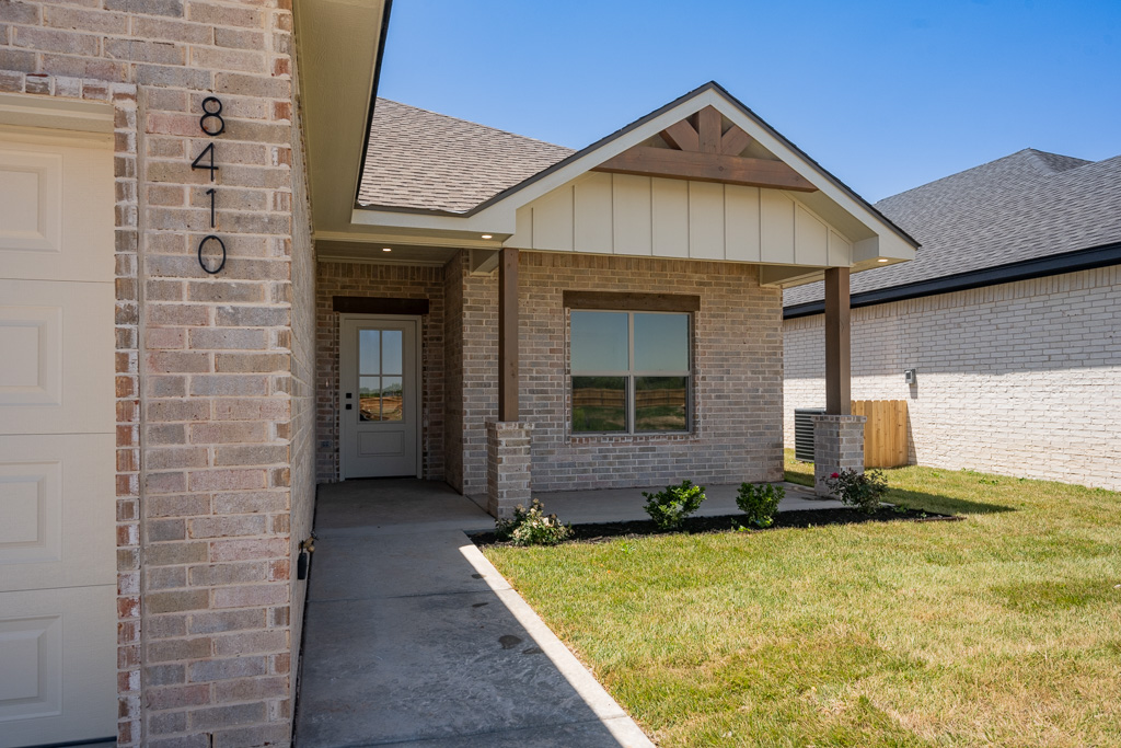 Single Family Home For Sale - 8410