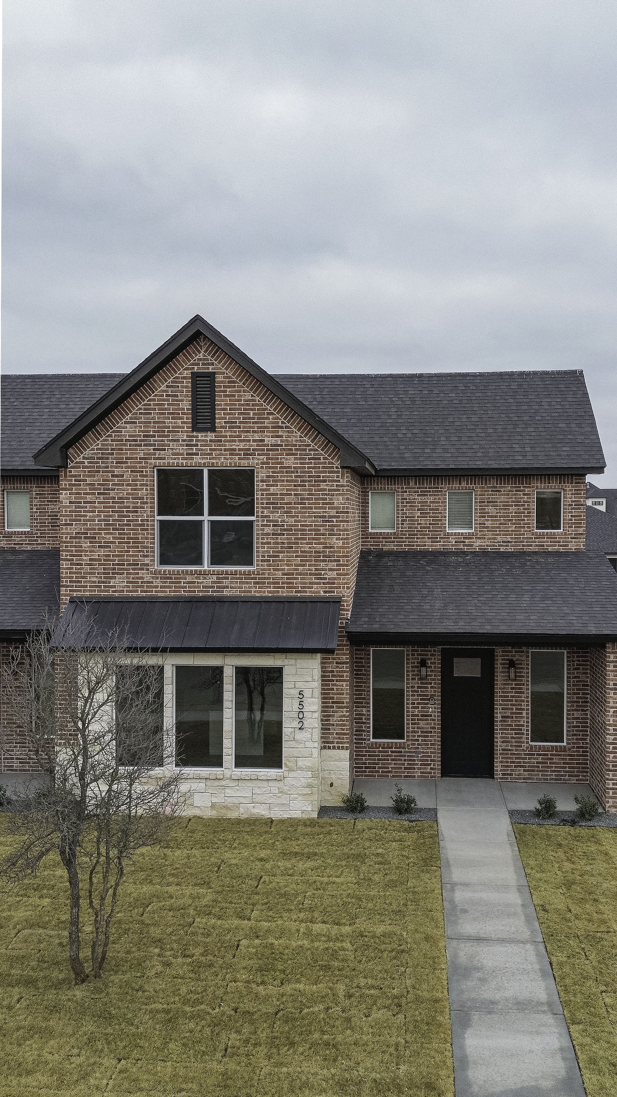 3 Bd Townhouse For Rent - 5502